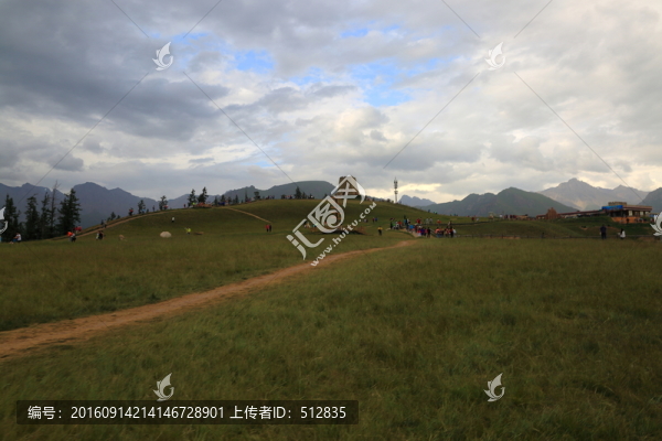 卓爾山