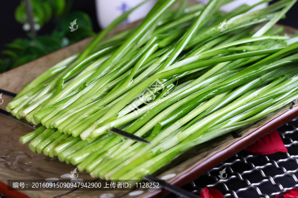 烤韭菜