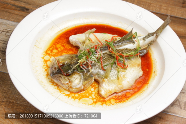 清蒸鱸魚(yú),蒸鱸魚(yú)