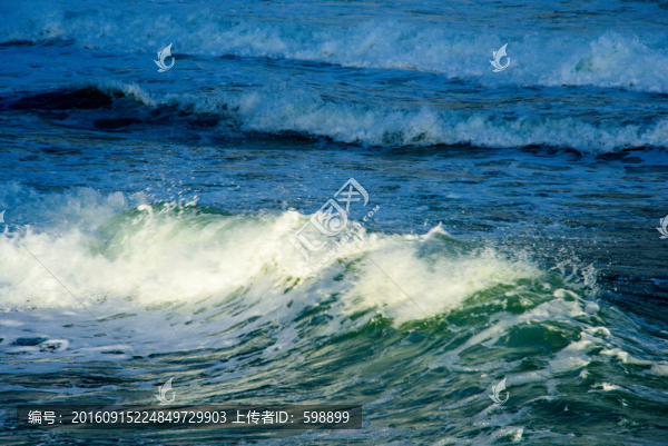 陽(yáng)光海浪