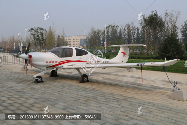 通航飛機