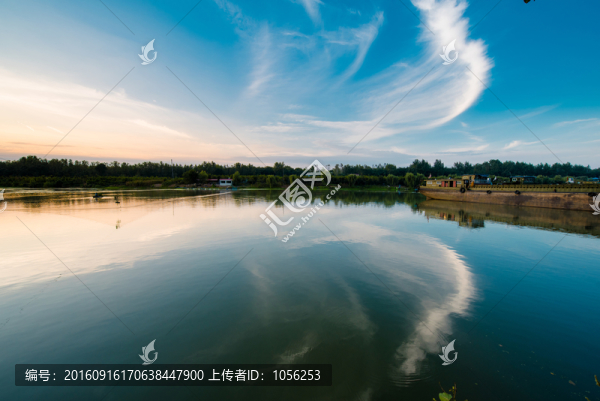 藍(lán)天白云