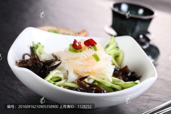 云耳百葉