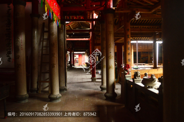寺廟走廊