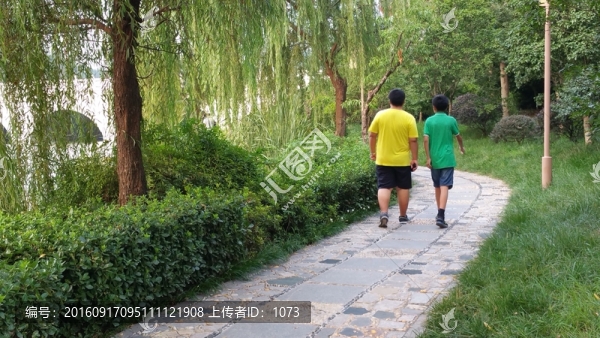 散步