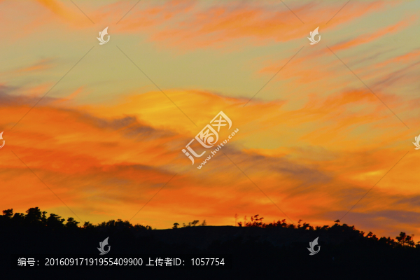黃昏的霞光