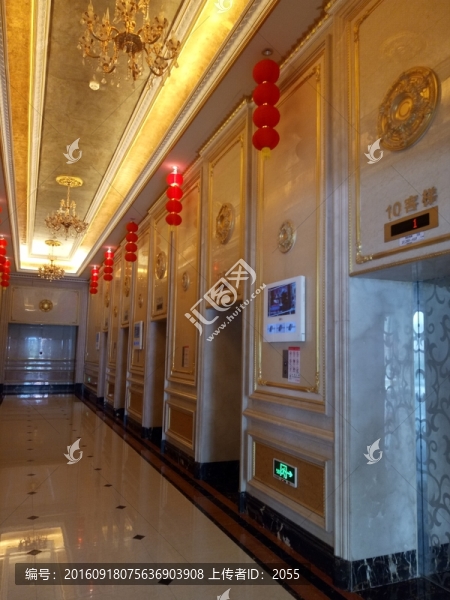 酒店電梯走廊