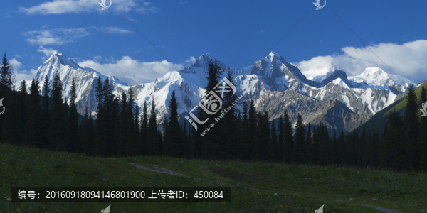 巍巍天山