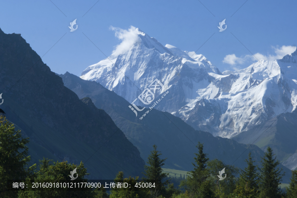 天山