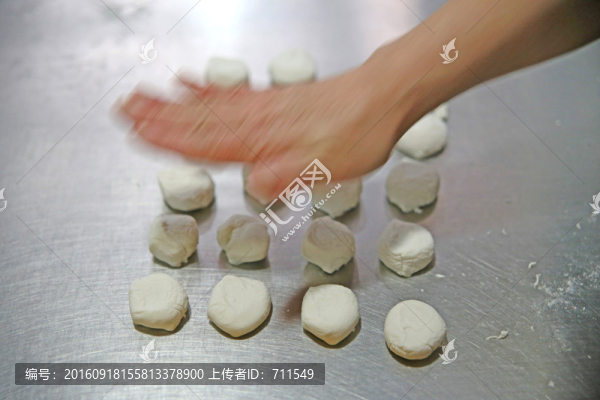 按劑子