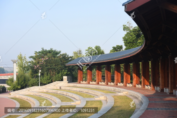 白馬湖公園長廊