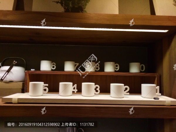 數(shù)字杯子