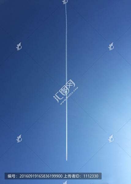 飛機(jī)尾跡