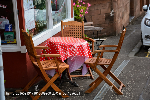餐桌