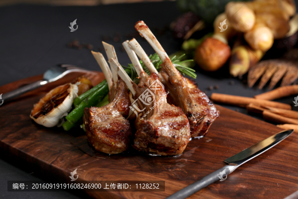 法式羊排