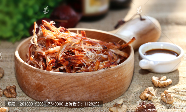 魷魚絲