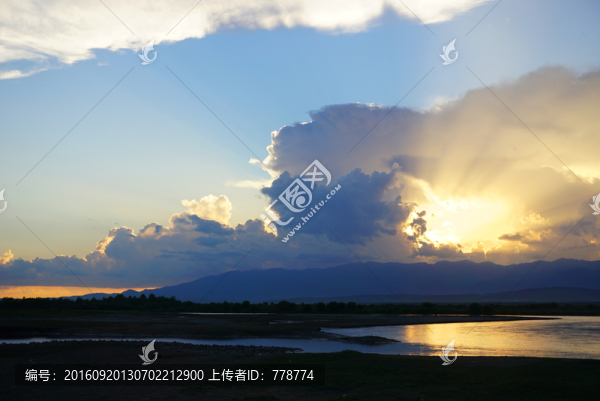 夕陽,新疆