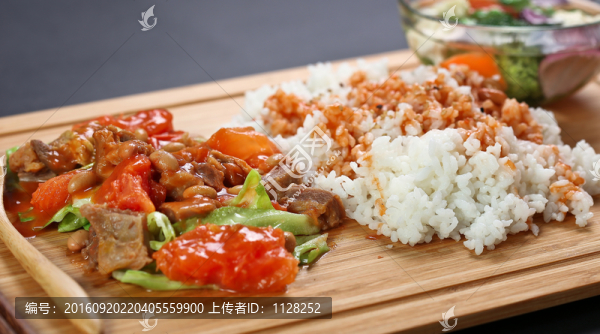 牛腩飯