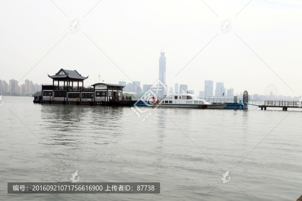 金雞湖