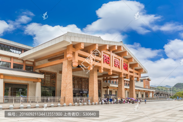 陽(yáng)朔高鐵站