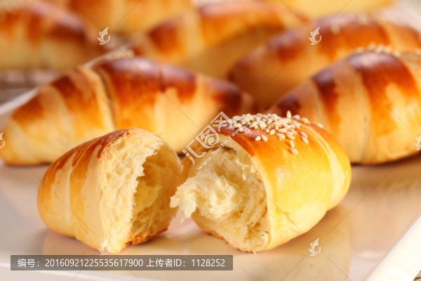 牛角面包