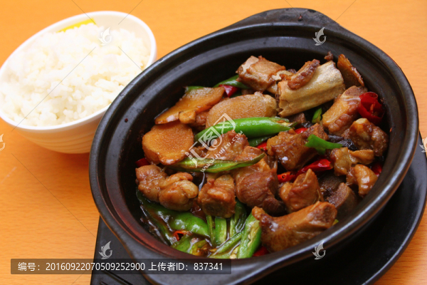 黃燜排骨
