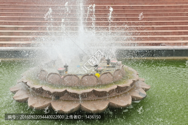 蓮花臺(tái),,水池,,公園建筑