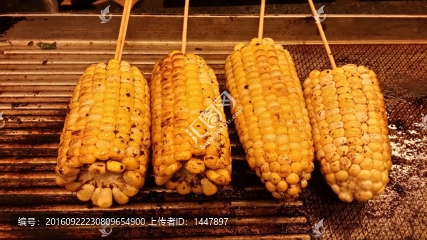 烤玉米