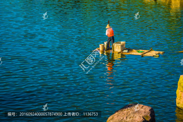 清淤,藍色湖水