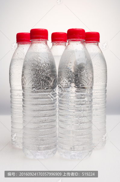 礦泉水