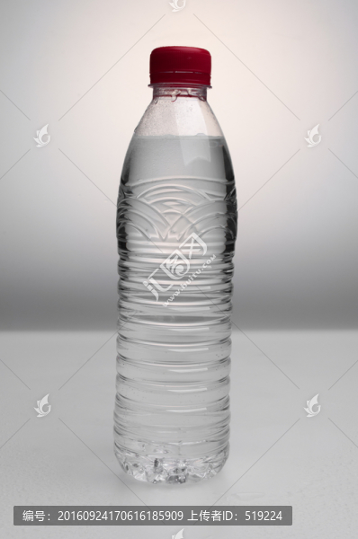 礦泉水