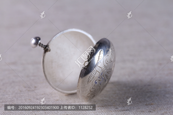 藏飾