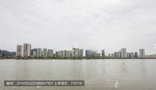 廣東省珠海市前山水道堤岸