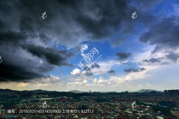 暴風雨前夕