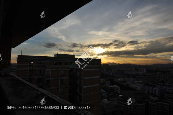 城市日落