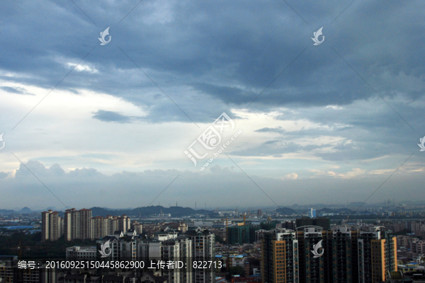 暴風(fēng)雨前夕