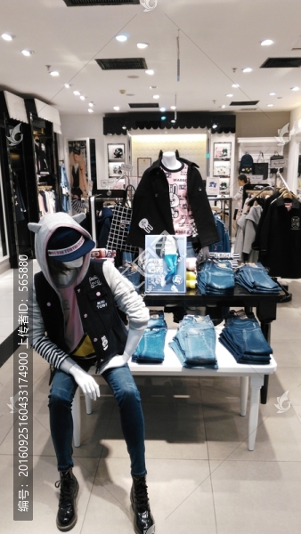 服裝模特,裝賣店賣場