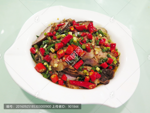 香水牛腱