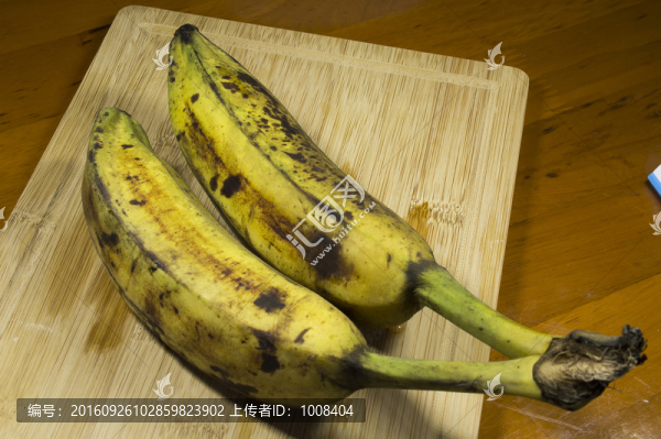 兩根香蕉芭蕉高蕉