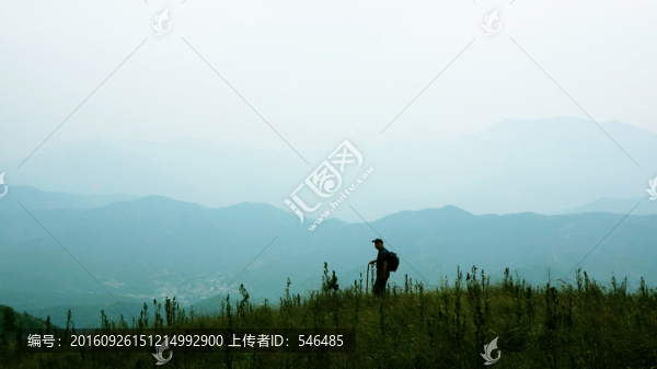 徒步者,遠山