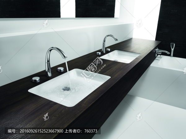 衛(wèi)浴特寫之洗手盆水龍頭