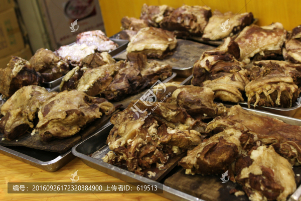 煮熟的羊肉