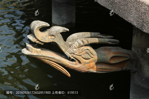 漢代龍鳥(niǎo)雕塑