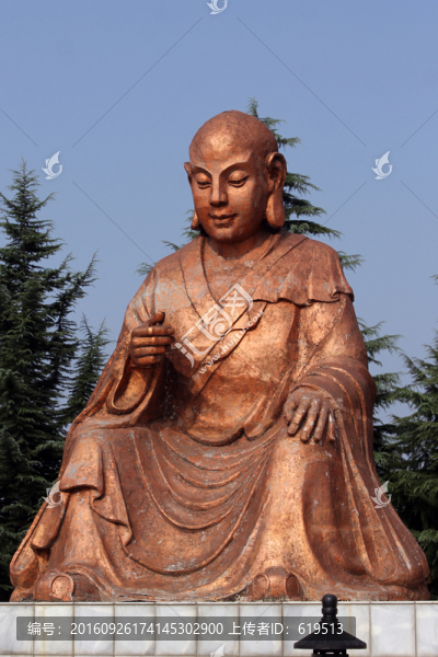 十八羅漢雕像