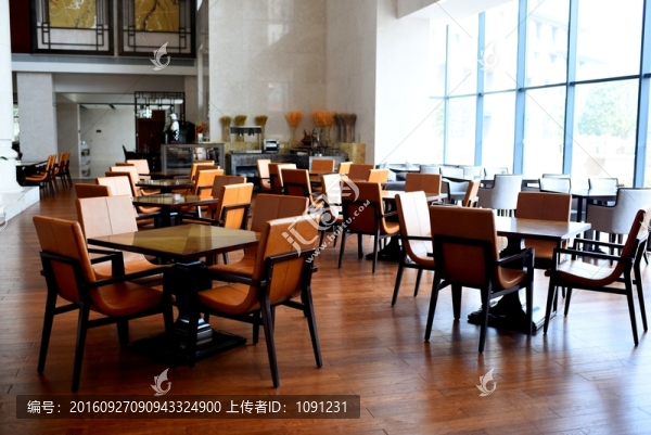 餐桌