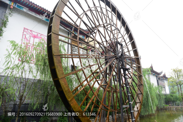 湖北恩施女兒城景區(qū)水車園風景