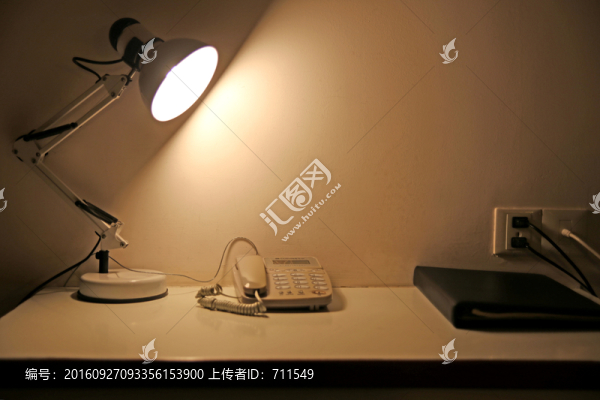 臺燈,電話,賓館場景