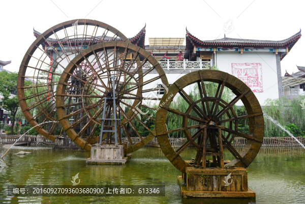 湖北恩施女兒城景區(qū)水車園風(fēng)景