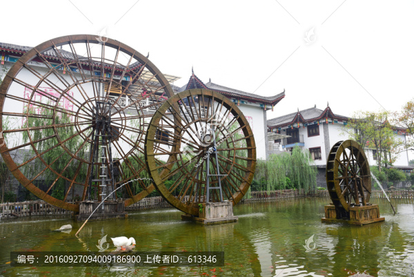 湖北恩施女兒城景區(qū)水車(chē)園風(fēng)景