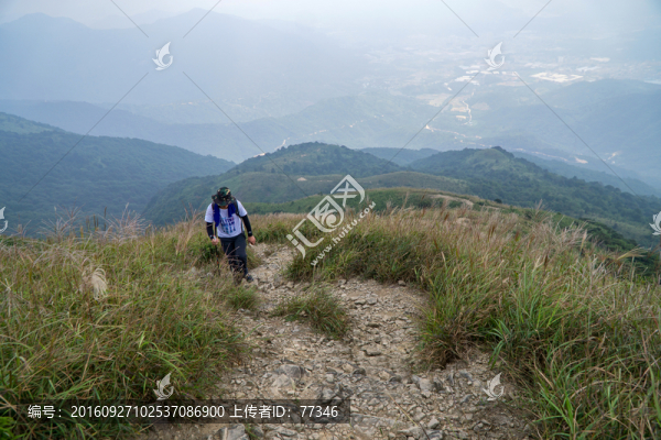 登山